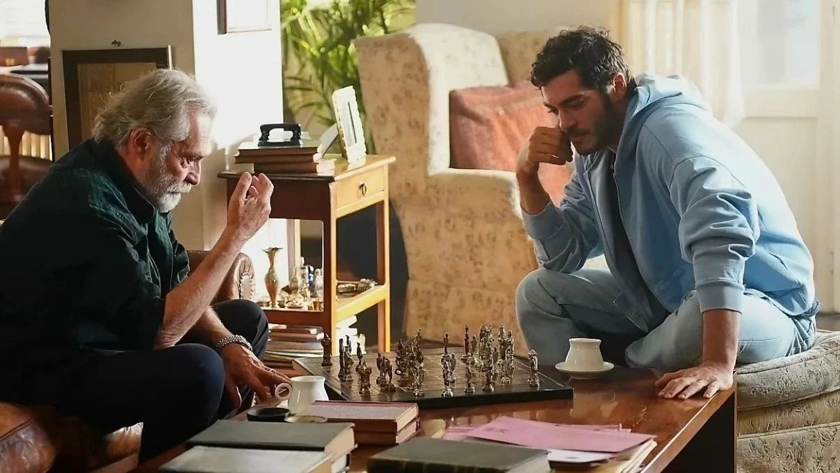 Sahtekarlar Haluk Bilginer ölüyor mu? Sahtekarlar Haluk Bilginer konuk oyuncu mu? 6 Sahtekârlar Haluk Bilginer ölüyor mu? Sahtekârlar Haluk Bilginer konuk oyuncu mu?