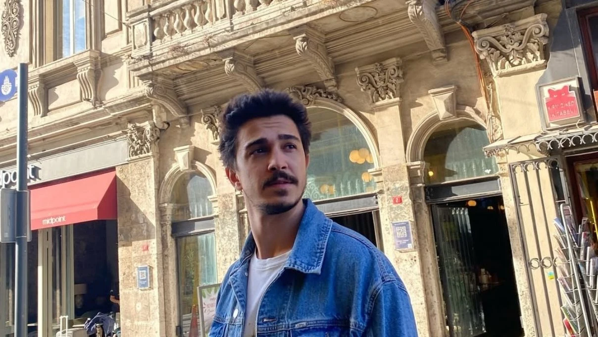 Çarpıntı dizisinin Emre’si Gürberk Polat kimdir? Gürberk Polat kaç yaşında hangi dizilerde rol aldı?