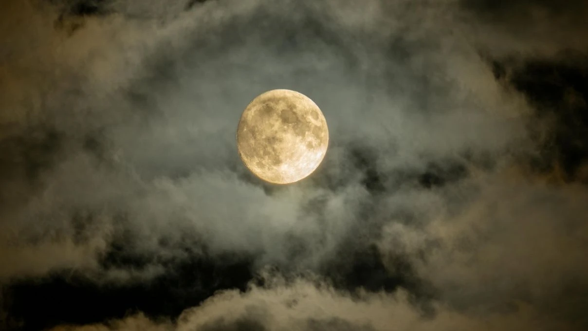 Soğuk ay ne demek? Soğuk ay hangi burçları etkileyecek?