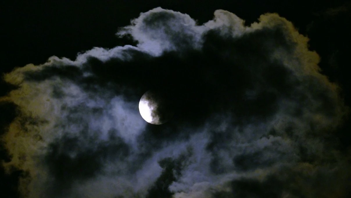 Soğuk ay ne demek? Soğuk ay hangi burçları etkileyecek?