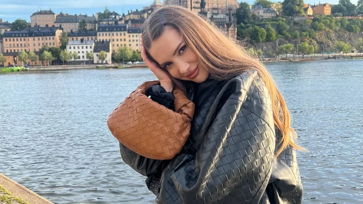 Ünlü şarkıcı Otilia Bruma evlendi! Türk geleneklerine uygun düğün yapıldı 