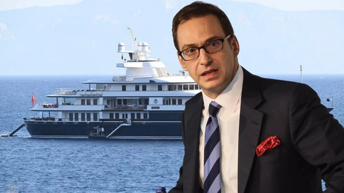 Ömer Koç yaz sezonunu Bodrum’da açtı! Lüks yatıyla mavi tura çıktı
