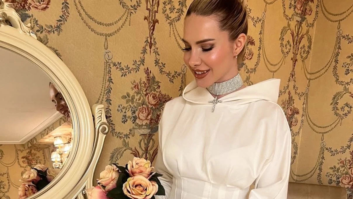 Ünlü şarkıcı Otilia Bruma evlendi! Türk geleneklerine uygun düğün yapıldı 