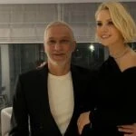 Esra Erol ve eşi Ali Özbir’in romantik halleri! Sosyal medya paylamışımı dikkat çekti