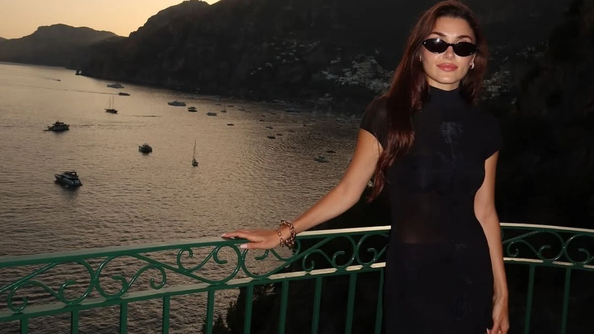 Hande Erçel ayrılığı acısını resim çizerek atıyor! Başarılı oyuncu son günlerde tempolu çalışmayı bırakmıyor