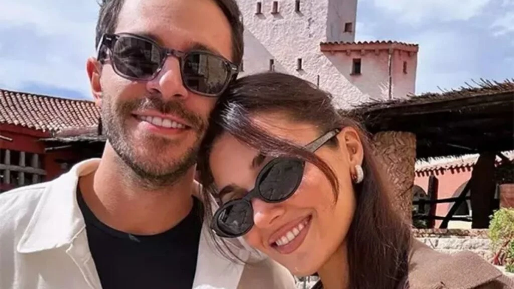 Hande Erçel’den şok hareket! Ünlü oyuncu Hakan Sabancı’yla ayrıldı mı?