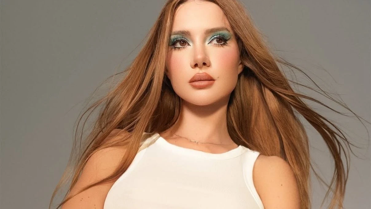 Ünlü şarkıcı Otilia Bruma evlendi! Türk geleneklerine uygun düğün yapıldı 