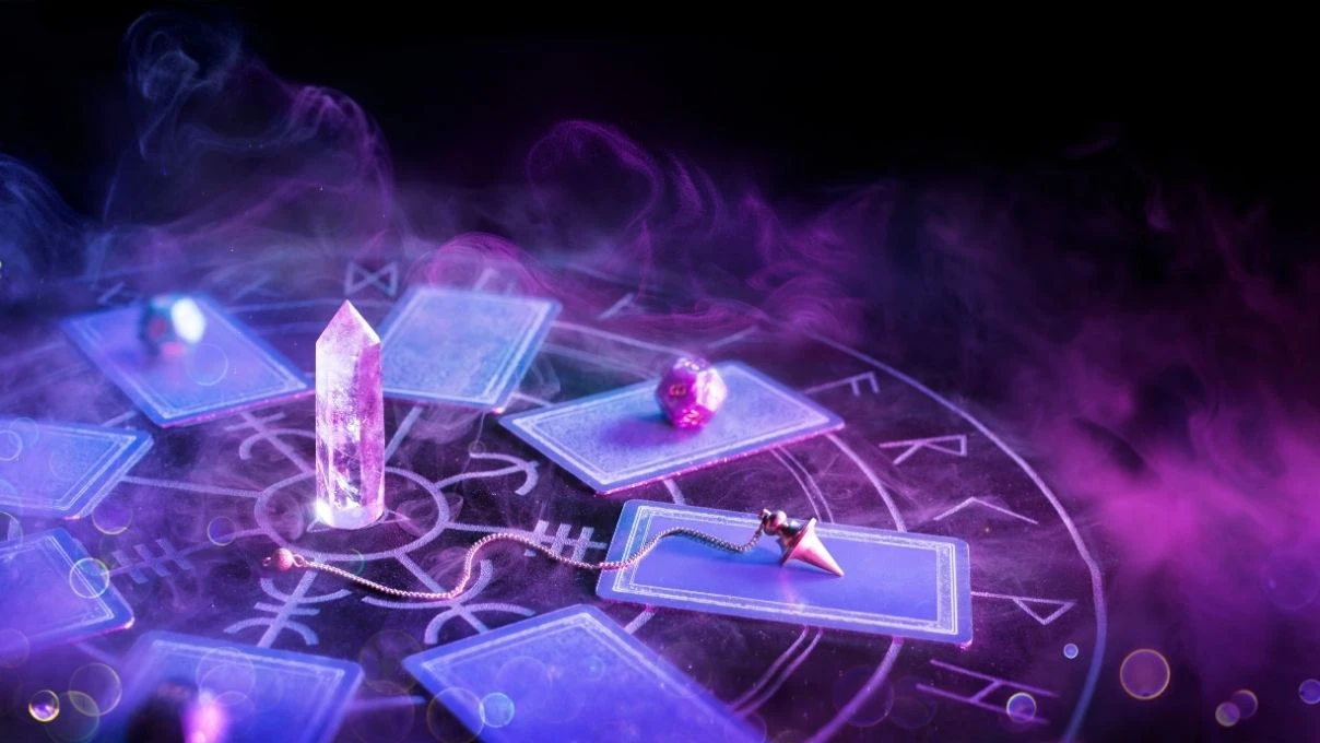 Günlük tarot kart açılımı 25 Eylül 2025! Aşk, para ve karar verme değişimlere uğruyor