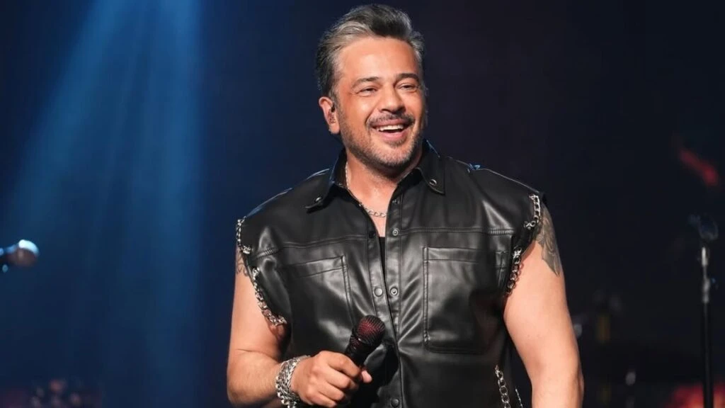 Emre Altuğ yeni sevgilisini sır gibi sakladı! Aşk itirafı olay oldu