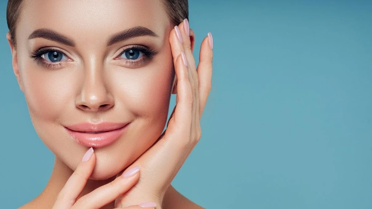 2025 yılında AI en çok sorulan güzellik sırları! Kadınların yeni trendi