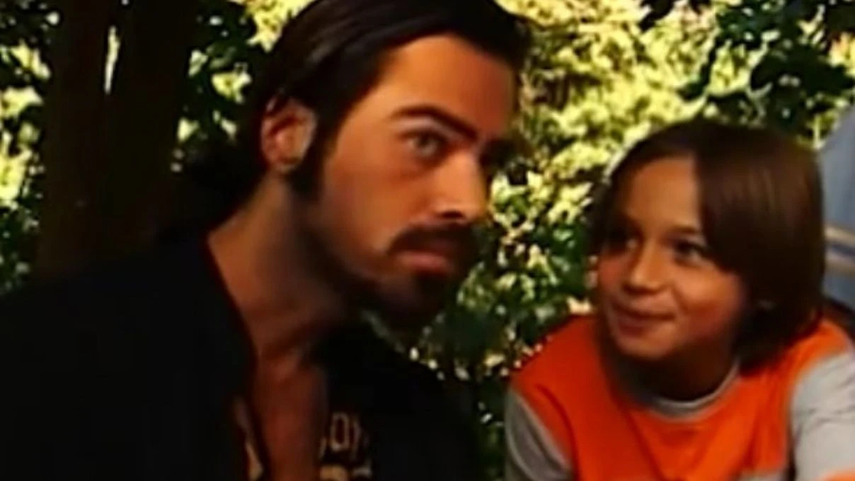 Arka sokaklar dizisinin efsaneleri Kuruluş Orhan da buluşuyor! Uğur Pektaş ve Onur Bay yeniden bir arada 9 Arka sokaklar dizisinin efsaneleri Kuruluş Orhan da buluşuyor! Uğur Pektaş ve Onur Bay yeniden bir arada