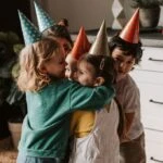 Çocuklarla geçirilecek yılbaşında yapılacak etkinlikler! Gecenizi doya doya yaşayacaksınız