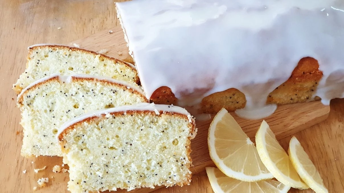 Fırın kullanmadan yapacağınız kek! Limon haşhaş buluşması