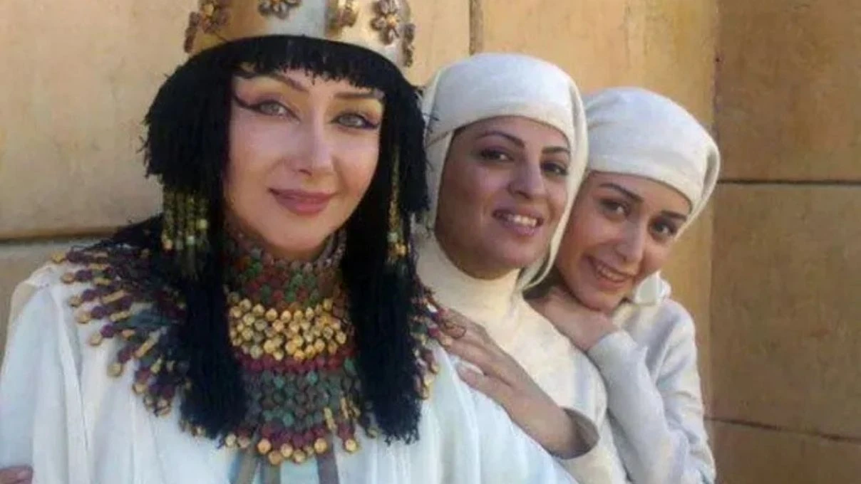 Hazreti Yusuf dizisindeki Züleyha karakteri Katayoun Riahi yıllar sonra ortaya çıktı 6 Hazreti Yusuf dizisindeki Züleyha karakteri Katayoun Riahi yıllar sonra ortaya çıktı