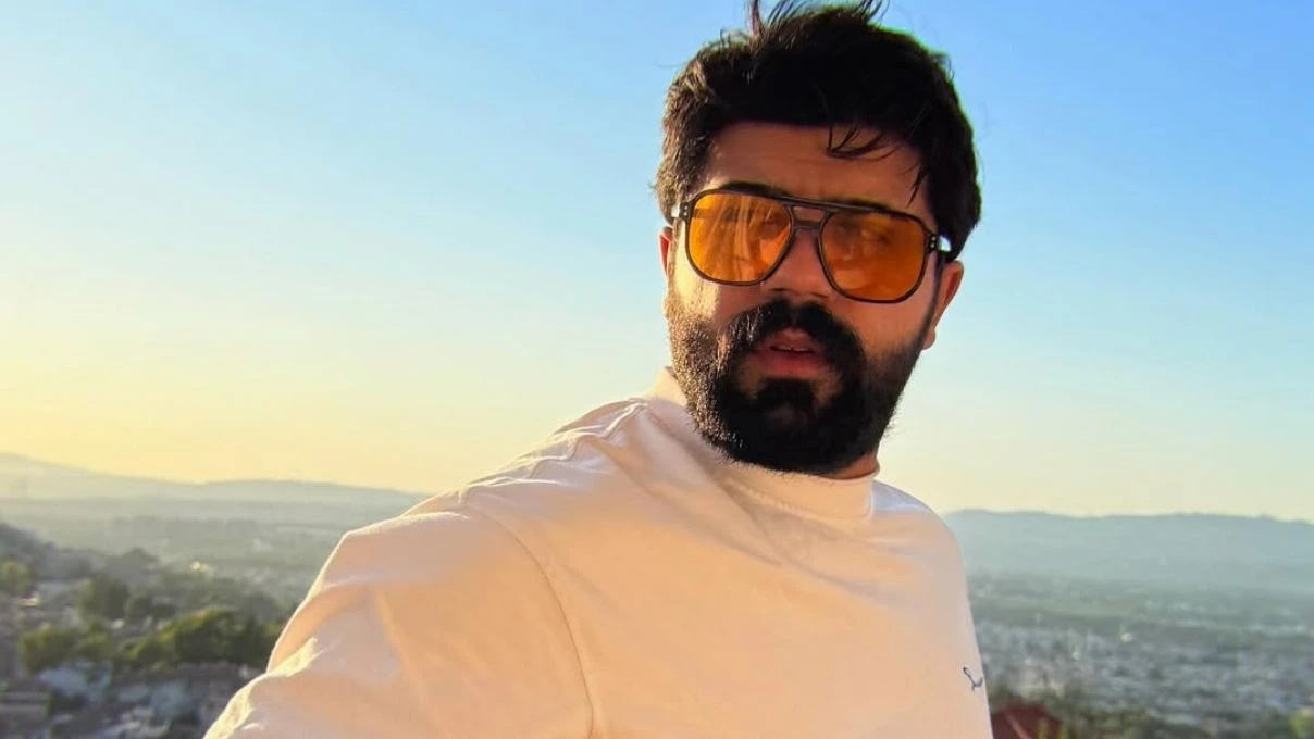 Arda Edeoğlu’nun eşi kimdir? Eşi ne iş yapıyor? 3 Arda Edeoğlu’nun eşi kimdir? Eşi ne iş yapıyor?