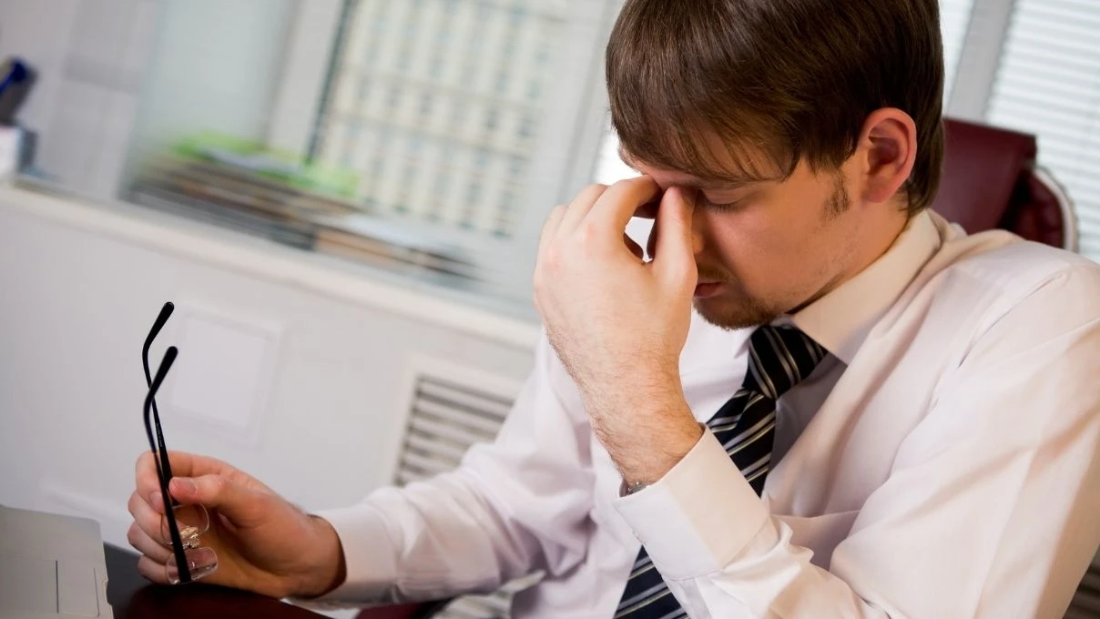 Sürekli halsiz ve depresyonda olanlar aman dikkat! Vücudunuz alarm veriyor