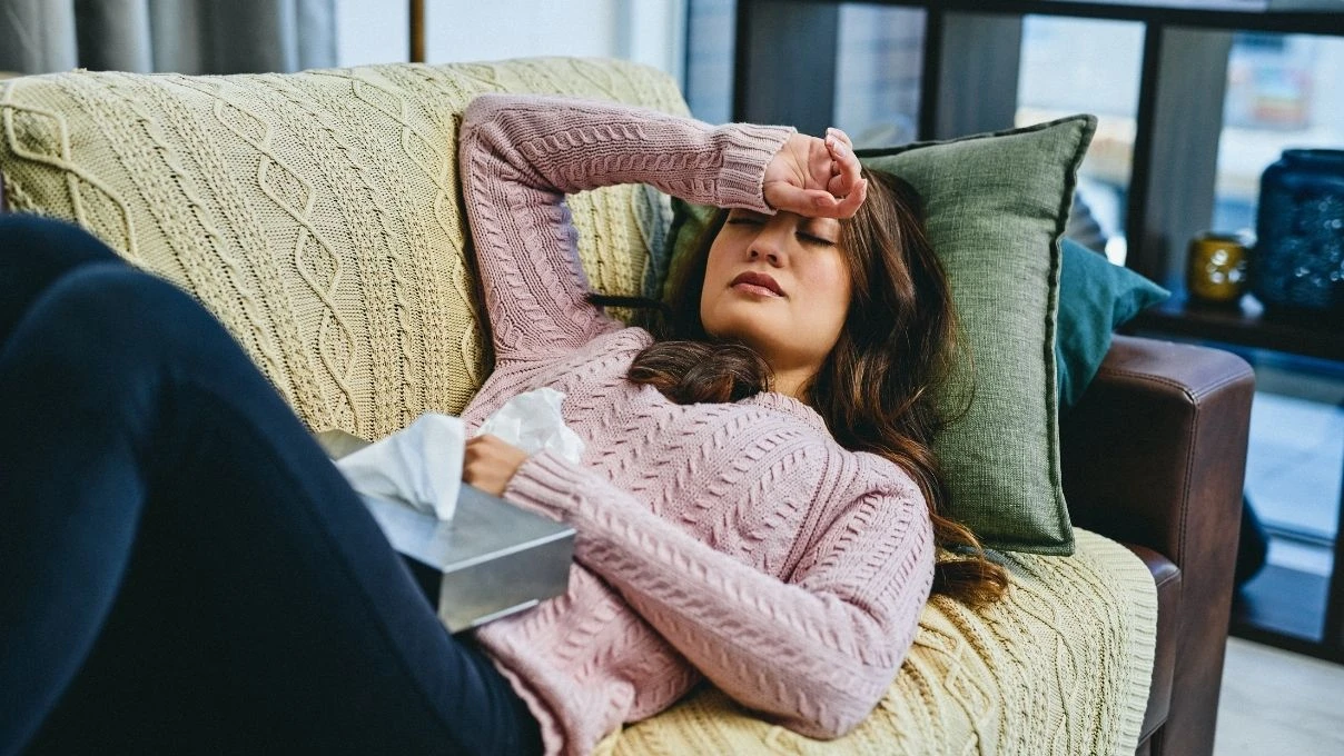 Sürekli halsiz ve depresyonda olanlar aman dikkat! Vücudunuz alarm veriyor