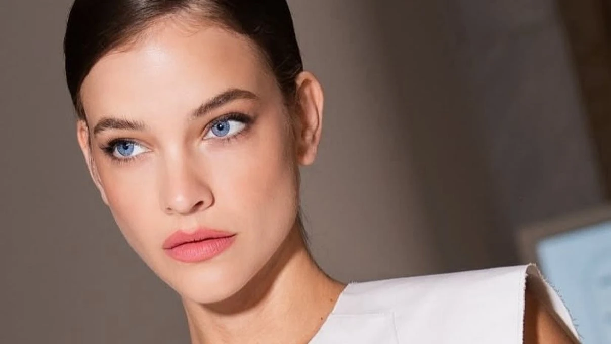 Ünlü model Barbara Palvin hastalığını açıkladı! Sosyal medyadan kadınlara seslendi