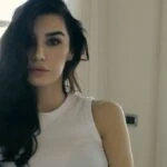 Burcu Kıratlı kaç yaşında? Burcu Kıratlı Sinan Akçıl ne zaman boşandı?