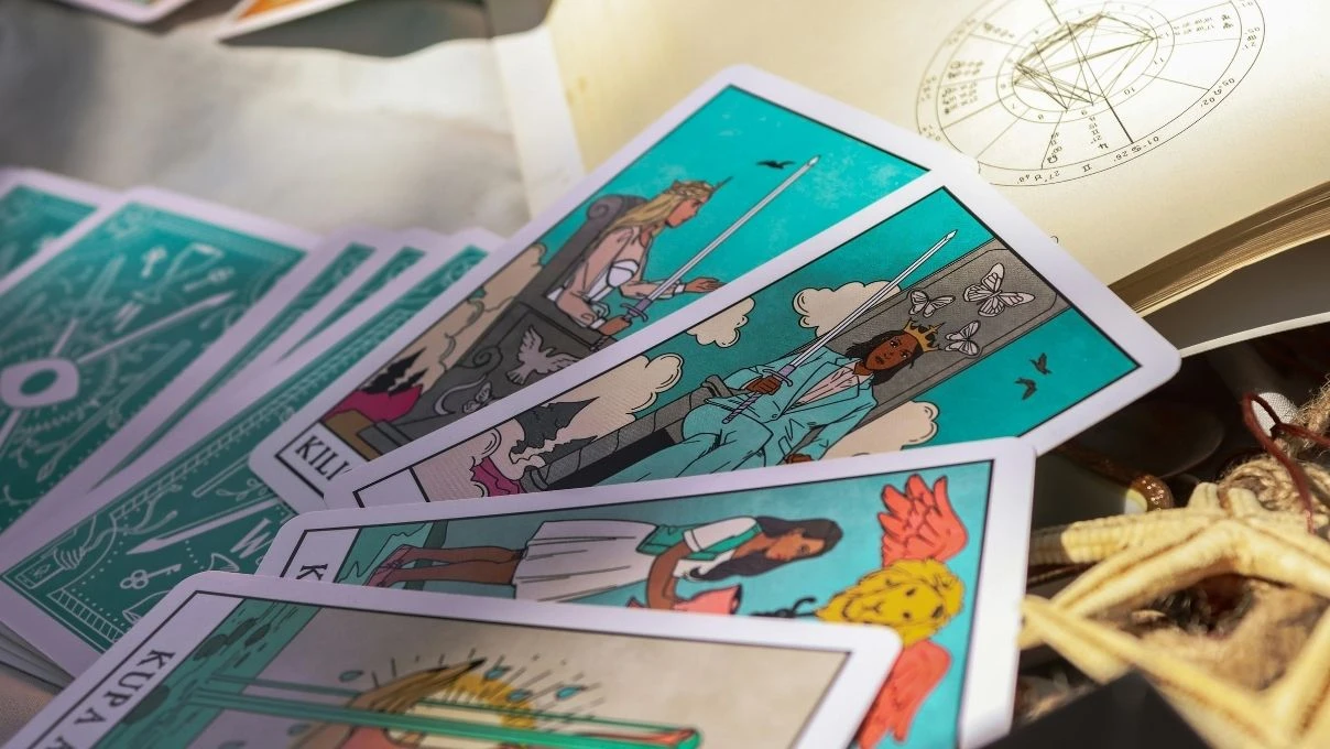 Günlük tarot kart açılımı 11 Kasım 2025! Gizli olanlar er ya da geç ortaya çıkacak 6 Günlük tarot kart açılımı 11 Kasım 2025! Gizli olanlar er ya da geç ortaya çıkacak
