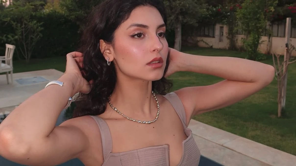 Yabani’nin genç yıldızı Rojbin Erden Sultana filmi ile ekranlara geliyor! Oyuncu oynadığı karakter ile dikkatleri üzerine çekiyor