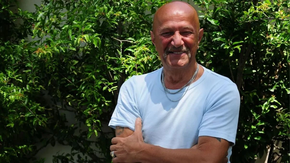 Coşkun Göğen kimdir kaç yaşında? Çoşkun Göğen evli mi? 5 Coşkun Göğen kimdir kaç yaşında? Çoşkun Göğen evli mi?