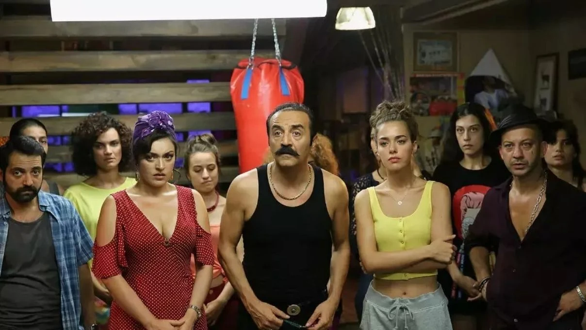 Kıvanç Tatlıtuğ sevilen karakteriyle ekranlara geri dönüyor! Ünlü oyuncu şimdiden performansıyla merak ediliyor