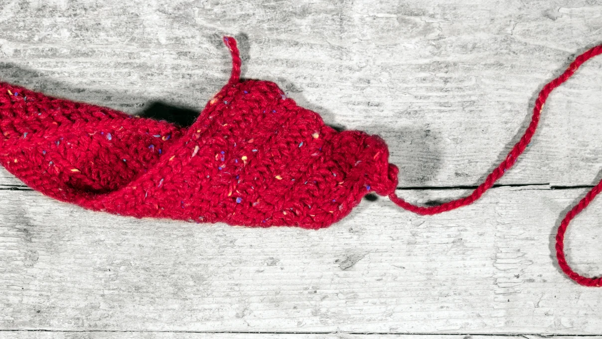 Tığla yapılan en popüler atkı modelleri 2026! Bu kış şık ve tarz sahibi olacaksınız 4 ATKI 5