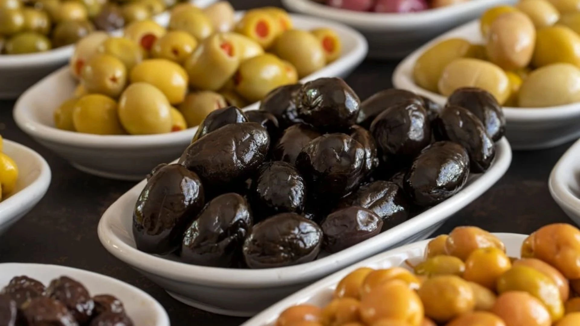 Aç karnına 7 zeytin yerseniz! Vücudunuza olanlara inanamayacaksınız 1 Ac karnina 7 zeytin yerseniz Vucudunuza olanlara inanamayacaksiniz