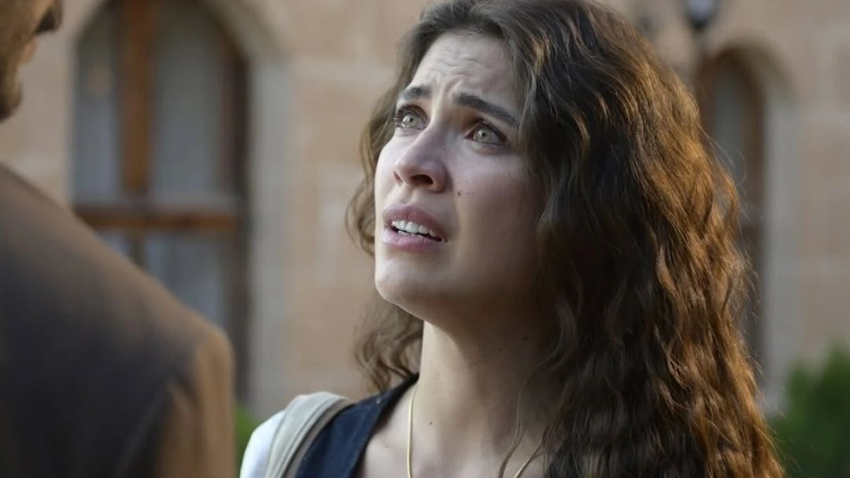 Halef Köklerin Çağrısı’nda Yıldız konağa dönerken nelerle karşılaşacak? Serhat, Sultan ve Melek arasındaki gerilim nasıl sonuçlanacak? 4 Adsiz tasarim 1 162