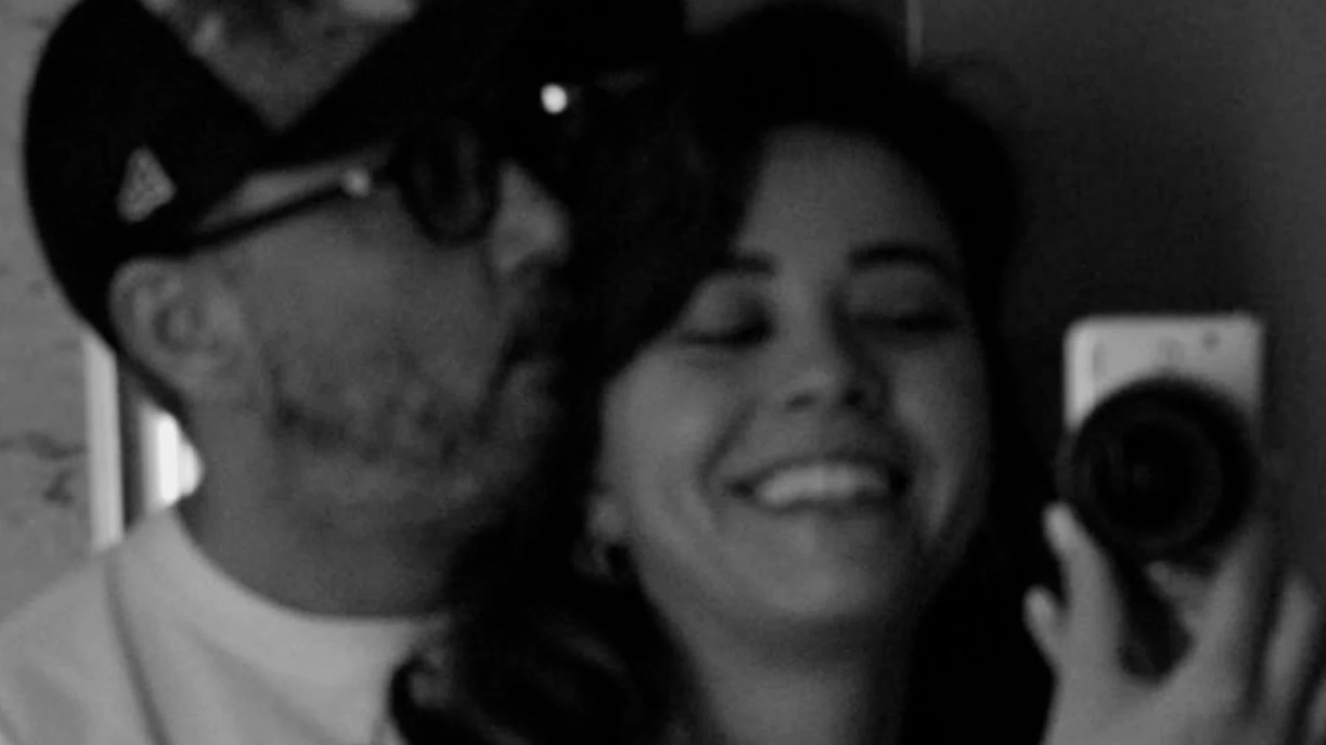 İbrahim Selim 16 yaş küçük sevgilisini ilk kez paylaştı! Ayşe Şeyma Keten ile aşk dolu fotoğraf 8 Adsiz tasarim 10 70