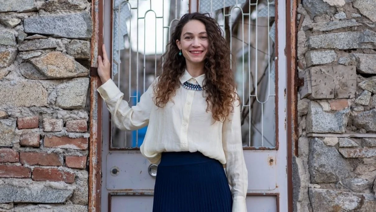 Gönül Dağı dizisinde Gözde ve Nazlı ortalığı karıştıracak! İkiz kardeşleri neler bekliyor? 7 Adsiz tasarim 11 131