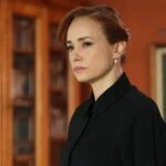 Kıskanmak dizisinde Seniha geçmişin sırlarını ortaya döküyor! Paşazade ailesinde neler oluyor?