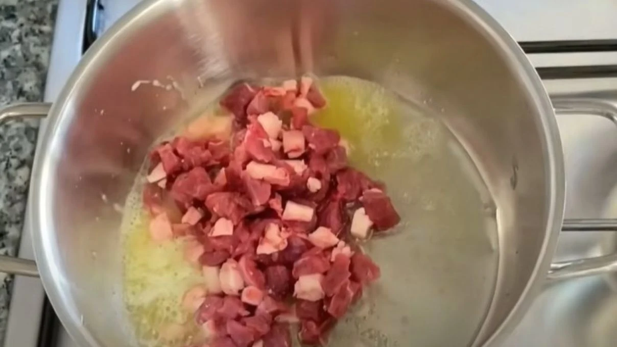 MasterChef bamya çorbası tarifi! Şefler’den en iyi bamya çorbası yapmanın püf noktaları 7 Adsiz tasarim 14 48