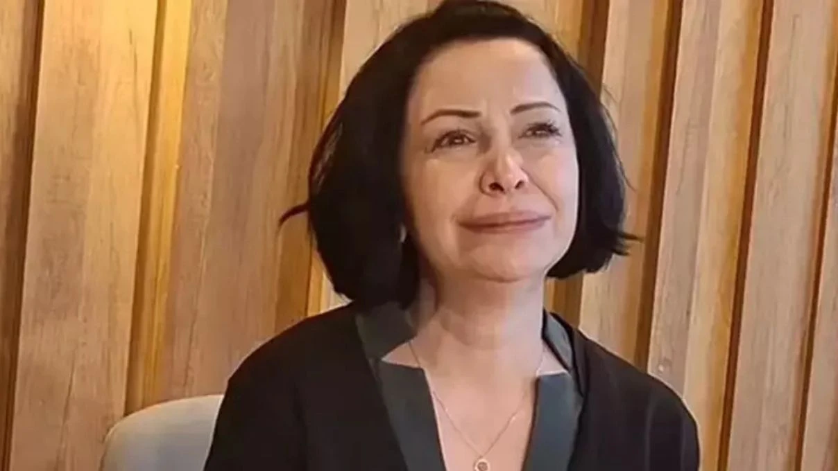 Şiddet iddialarıyla gündeme gelen Evrim Akın’ın mutluluk pozları dikkat çekti! 7 Şiddet iddialarıyla gündeme gelen Evrim Akın’ın mutluluk pozları dikkat çekti!