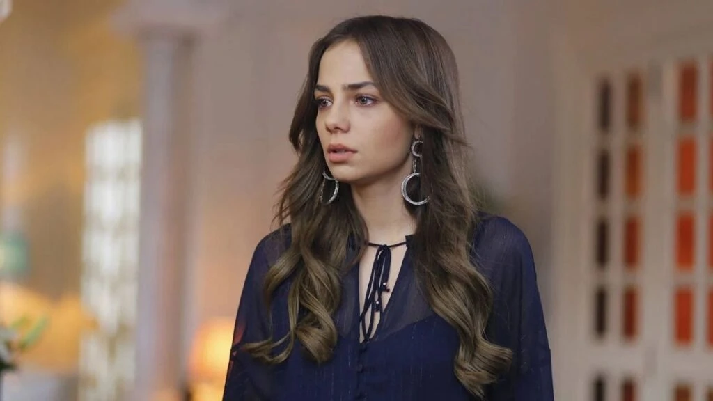 Bahar Şahin’e zorbalık yapan Mine Tugay mı? Bahar Şahin hangi dizi de zorbalığa maruz kaldı?