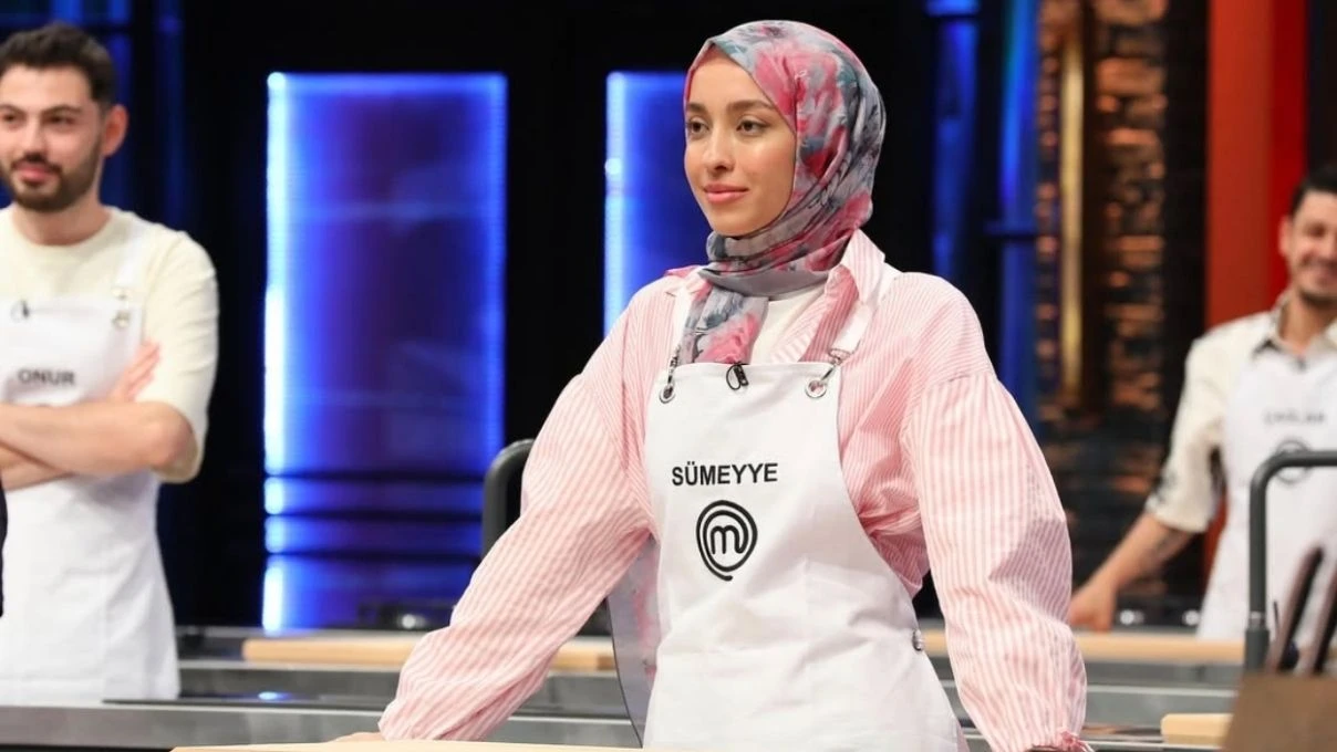 MasterChef’te Sümeyye Çağatay ve Hakan’a sert çıkıştı! “Onur’un hakkını yediniz!” 5 Adsiz tasarim 2 146