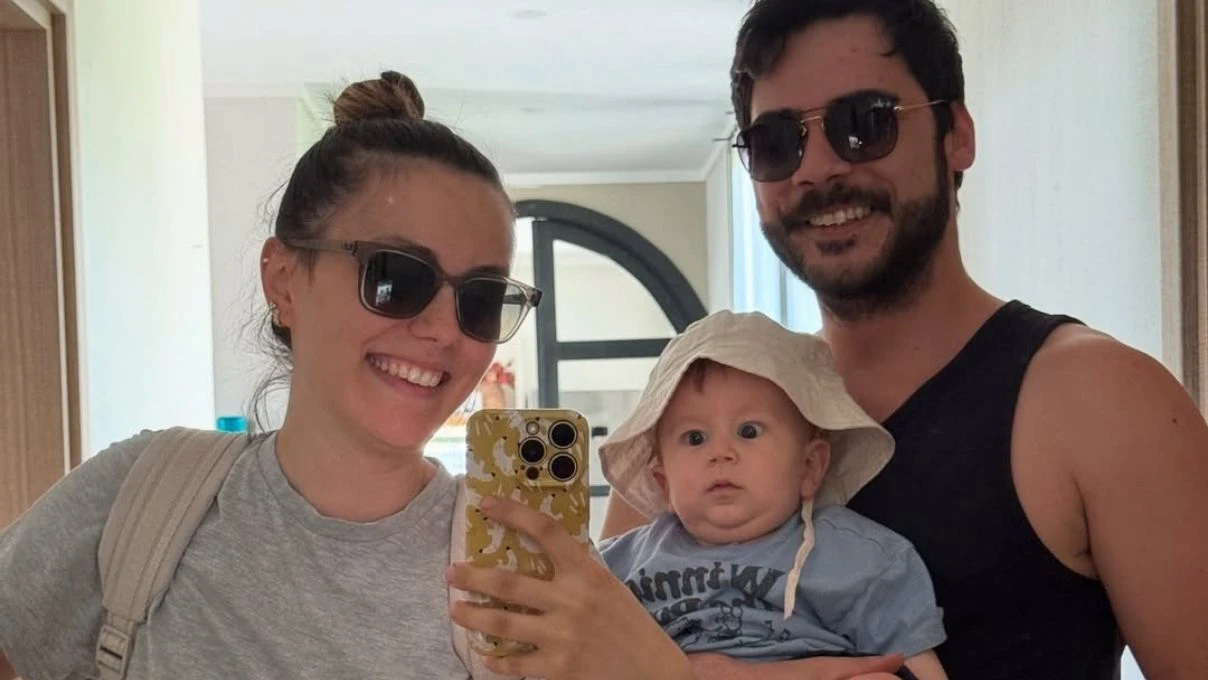 Berkay Hardal'dan kalpleri ısıtan aile pozu! Noyan bebek büyüdü