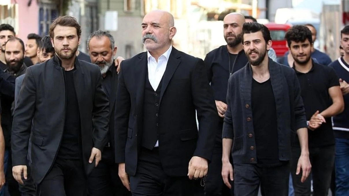 Veliaht Çukur dizisinin devamı mı? İzleyicilerin merak ettiği soru yanıt buldu!