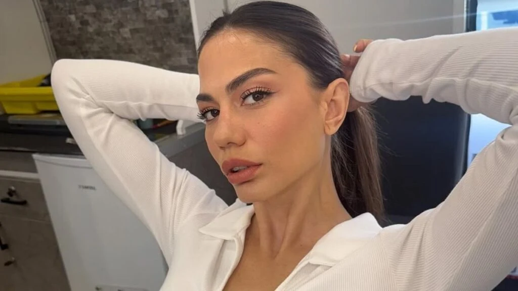 Eşref Rüya dizisinin Nisan’ı Demet Özdemir sezon finaline özel pasta kesti! Pastanın üzerindeki not dikkat çekti!