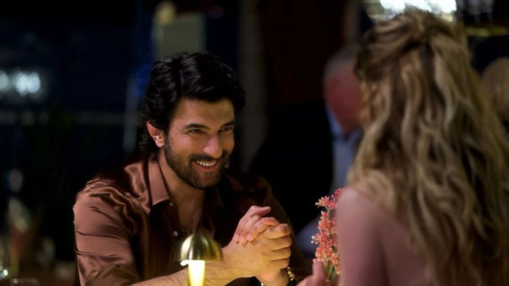Engin Akyürek ve Afra Saraçoğlu İstanbul tanımı için çekilen mini dizinin başrolünde yer aldı! 