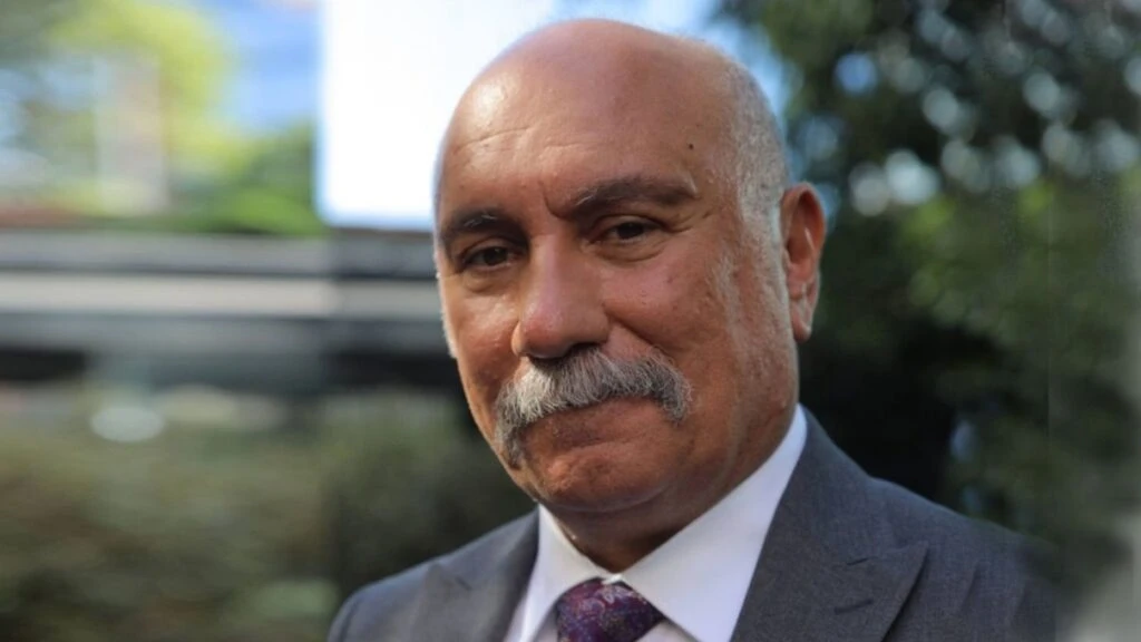 Sahtekarlar dizisinin oyuncu kadrosuna Mustafa Avkıran dahil oldu! Usta oyuncu Sahtekarlar’ın Tefeci Eyüp’ü oldu!