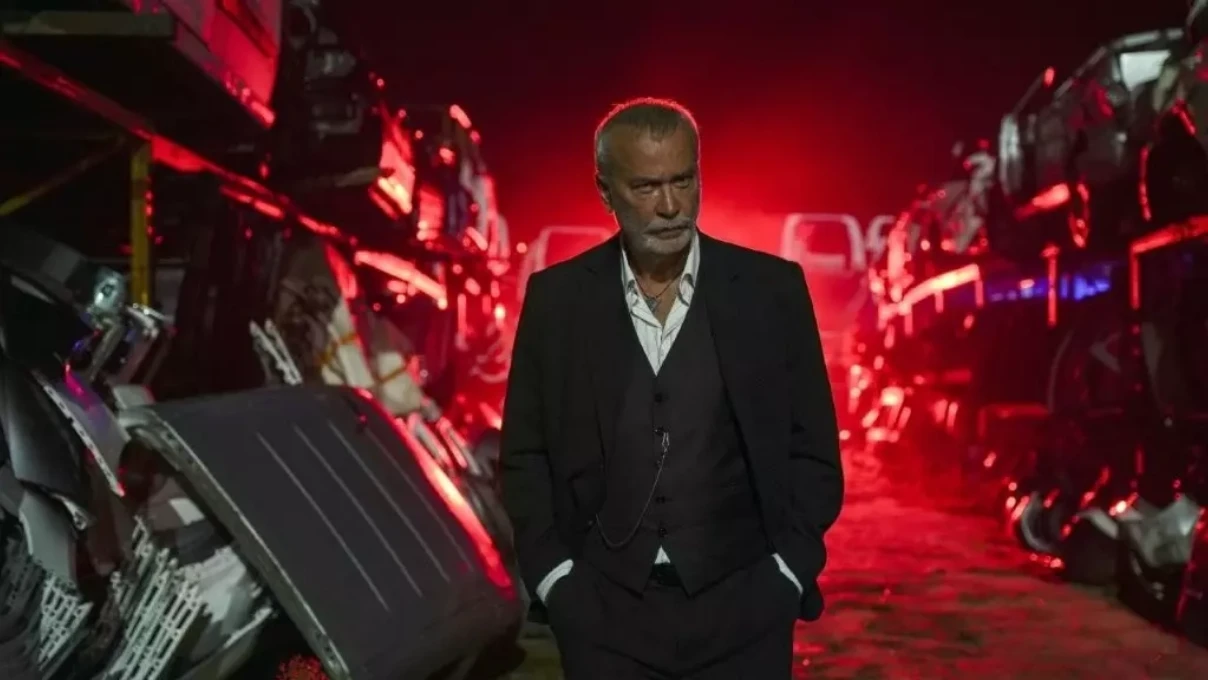 Eşref Rüya’da Dinçer’in geçmişini Eşref öğrenecek! Eşref Rüya dizisinde Eşref Dinçer'i vuracak mı? 5 Adsiz tasarim 273