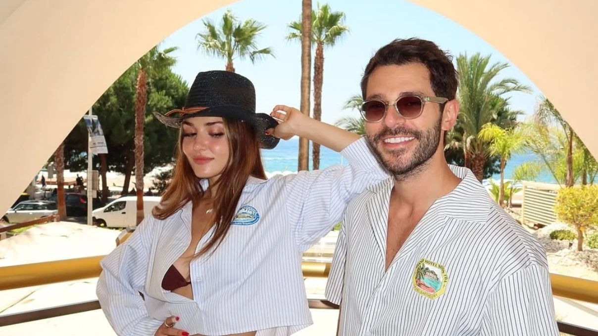 Hande Erçel’den dikkat çeken evlilik açıklaması! “Ben her zaman mutluyum” 7 Hande Erçel’den dikkat çeken evlilik açıklaması! “Ben her zaman mutluyum”
