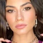 Eşref Rüya dizisinde Demet Özdemir sesiyle izleyiciden tam not aldı! Ünlü oyuncu sosyal medyada gündem oldu!