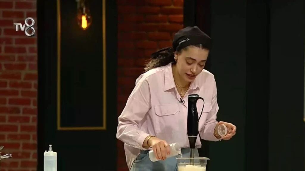 MasterChef Türkiye 2025 yarışmacısı Damla Özdemir kimdir? Damla Özdemir nereli kaç yaşında? 