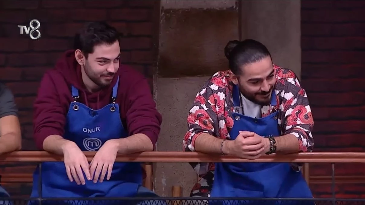 MasterChef Çağatay ve Hakan dostluğu bitti mi? İki dostun arasını bozan kişi kim? 5 Adsiz tasarim 40 81