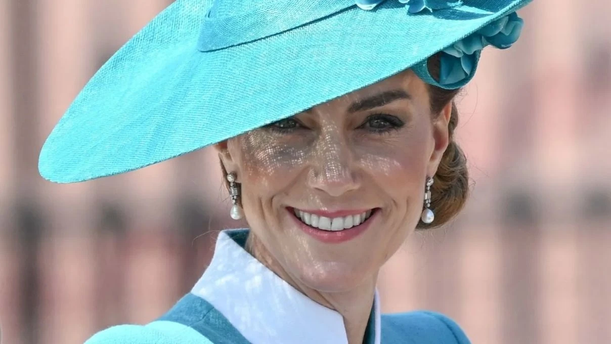 Kraliyet göz kamaştırdı! Kate Middleton törenin yıldızı oldu