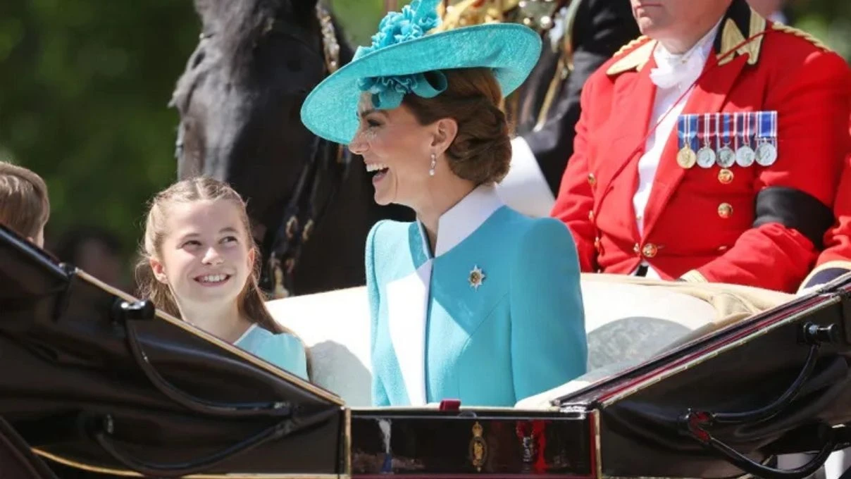 Kraliyet göz kamaştırdı! Kate Middleton törenin yıldızı oldu