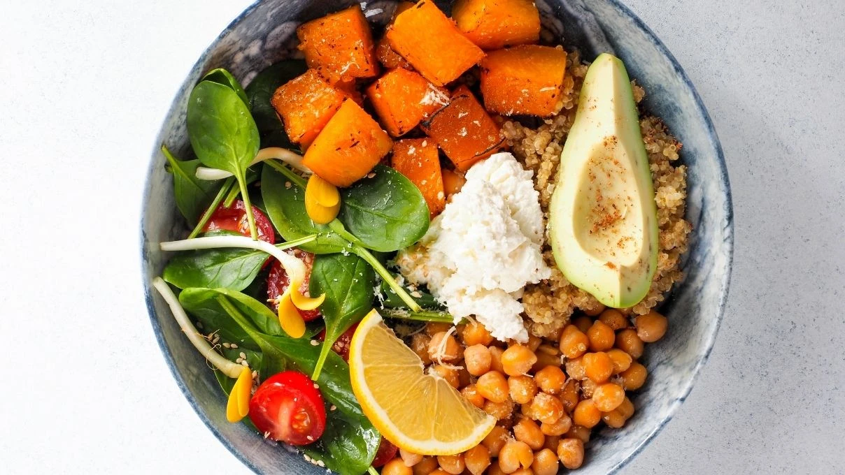 Salata sevenlere müjde! En lezzetli yaz salataları
